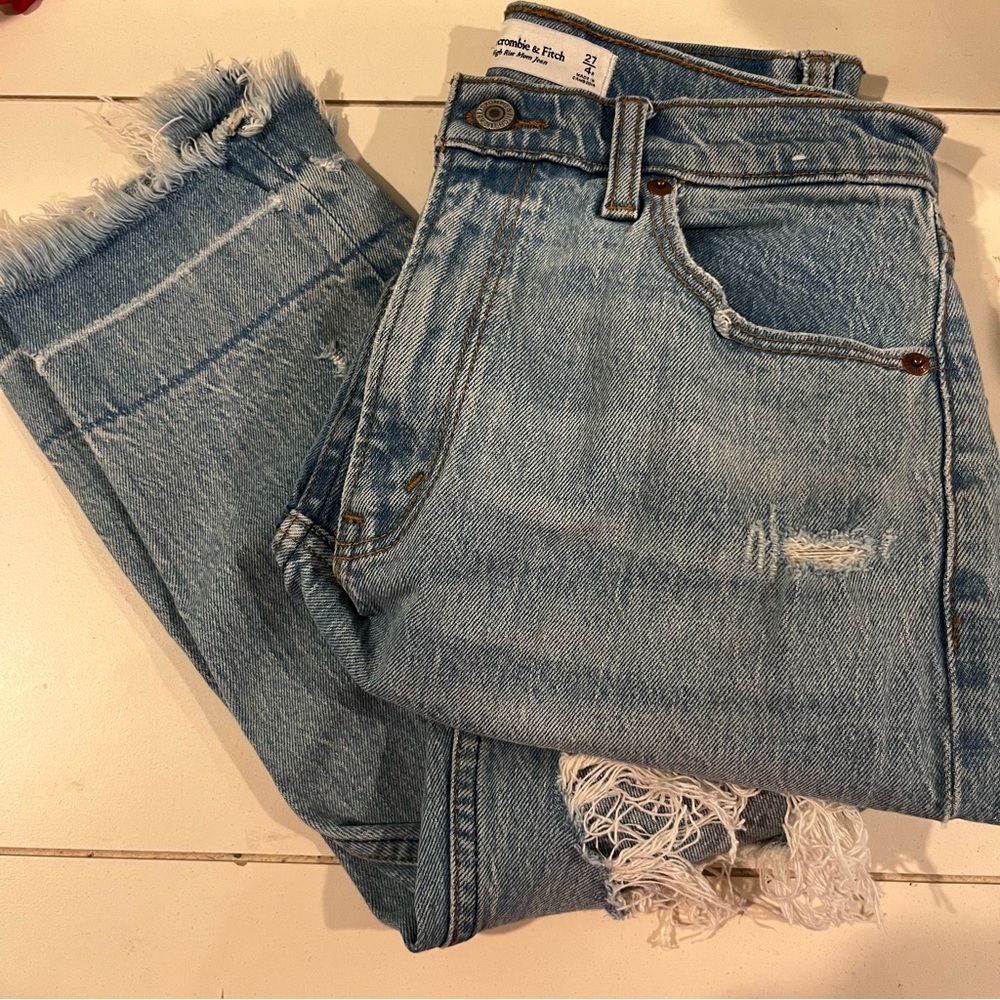 abercrombie high rise mom jeans